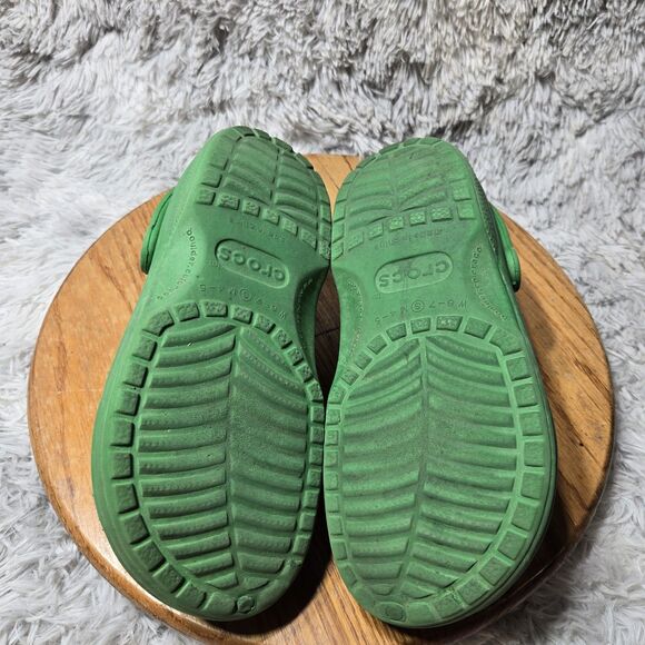 Crocs Classic Clogs Womens Size 6.5 Mens Size 4.5  Green Ivy Elf Trim Rubber - Picture 5 of 7